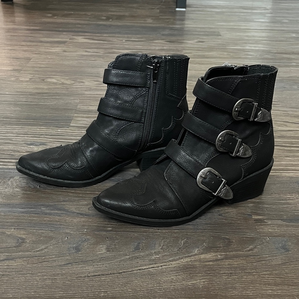 American Eagle Outfitters Black Buckle Strap Ankle Boots